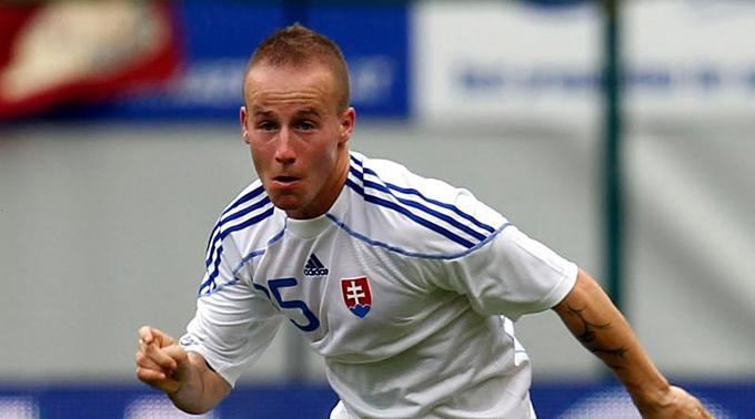 Miroslav Stoch wurde vom russischen Keeper Igor Akinfejew perfekt bedient.