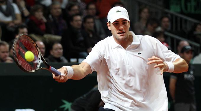 Der Hüne John Isner bezwingt Novak Djokovic im Halbfinal von Indian Wells. (Archivbild)