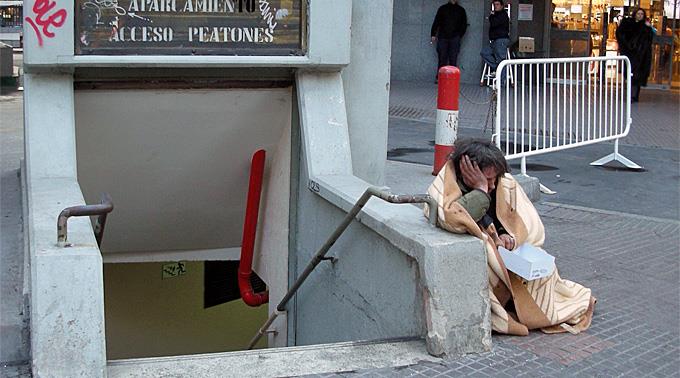 Ein Bettler in der spanischen Hauptstadt Madrid.