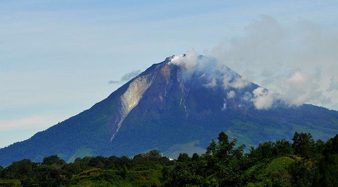 Der Vulkan hatte mehr als 400 Jahre geruht bevor er im August 2010 wieder ausbrach.(Archivbild)