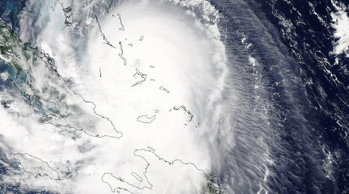 Auf den Bahamas hatte der Hurrikan Häuser zerstört sowie Stromausfälle und Überschwemmungen verursacht.