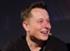 Elon Musk fürchtet sich vor künstlicher Intelligenz. Ob Künstliche Blödheit nicht gefährlicher wäre?