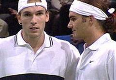 Lorenzo Manta et Roger Federer.